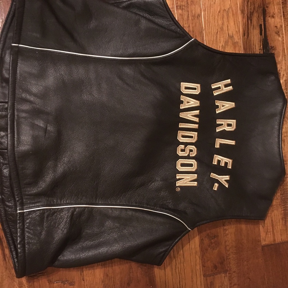 Harley Davidson leather vest ladies XL